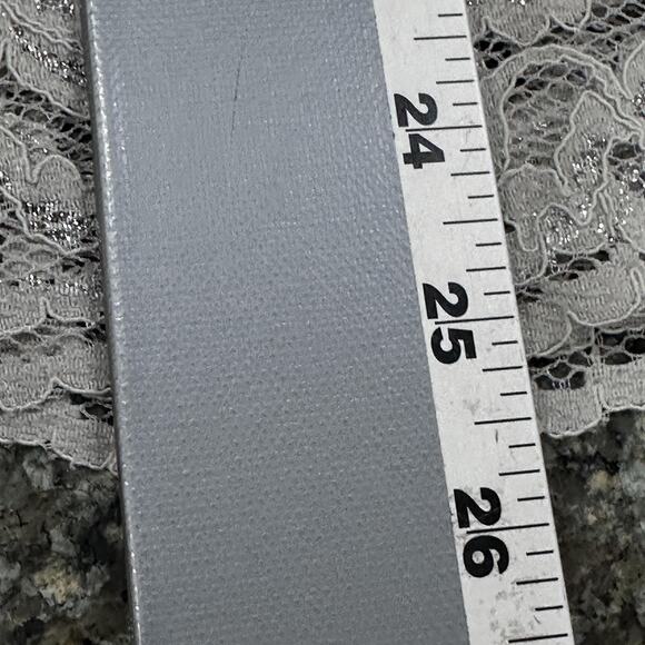 Ann Taylor LOFT Shirt Womens Medium Gray Silver Lace Tank Top Lined Sleeveless - Picture 4 of 8